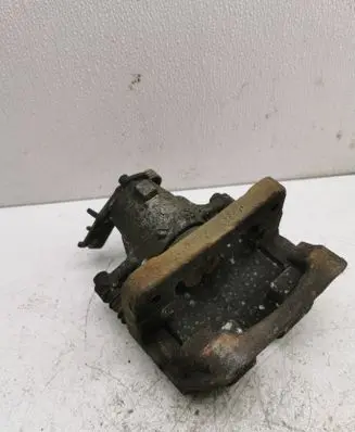 Opel Insignia A Rear brake caliper 
