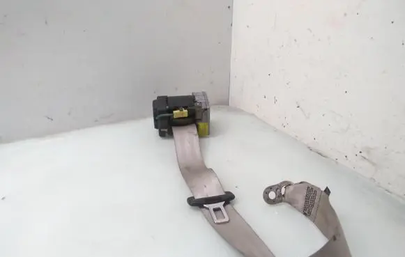 Audi A6 S6 C5 4B Rear seatbelt