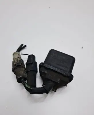 Toyota Land Cruiser (BJ70) Glow plug pre-heat relay 2861054090