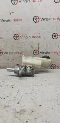 Renault Kangoo II Master brake cylinder 0204051558 B0SCH
