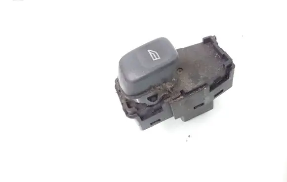 Volvo V70 Electric window control switch 9472275