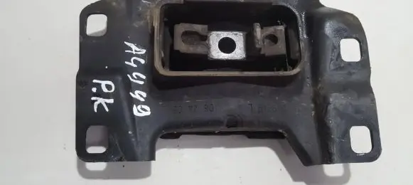 Ford Focus Engine mount bracket 4N517M121 4N51-7M121