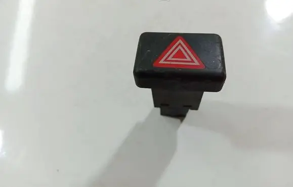 Audi A4 S4 B6 8E 8H Hazard light switch 8E0941509