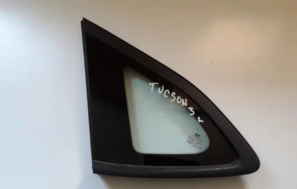 Hyundai Tucson TL Rear side window 43R00107