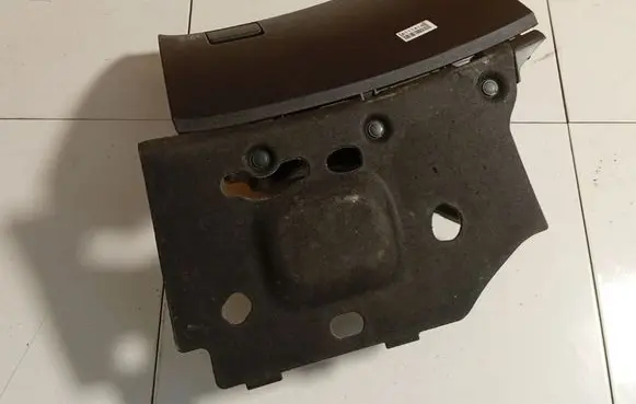 Opel Insignia A Glove box 1014668