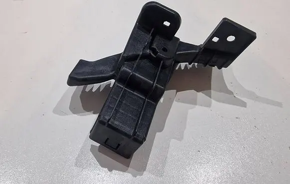 KIA Picanto Headlight/headlamp mounting bracket 86518G6000 86518-G6000