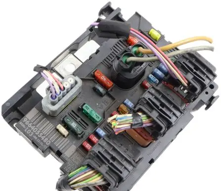 Citroen C2 Fuse module 9664055480