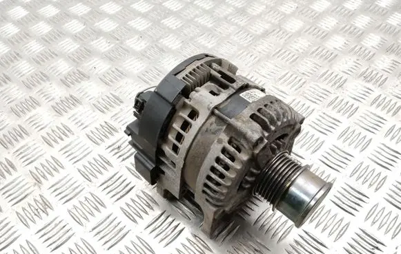 Audi A4 S4 B9 Generator/alternator 04E903024M