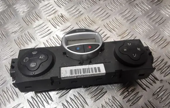 Renault Scenic II - Grand scenic II Climate control unit 8200266572