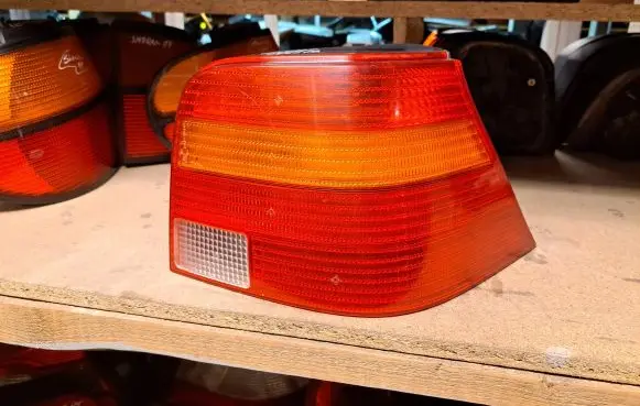 Volkswagen Golf IV Rear/tail lights 1J6945257 1J6945096