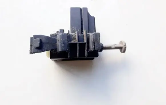 Volvo V70 Brake pedal sensor switch u3nfa
