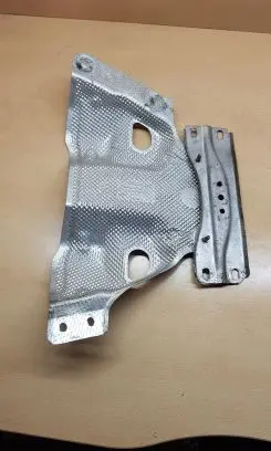 Porsche Macan (95B) Exhaust heat shield 8R0521443