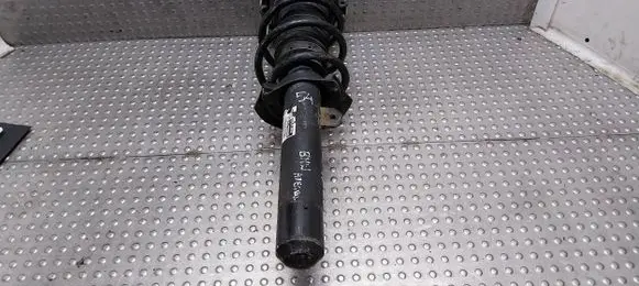 BMW 2 F46 Front shock absorber/damper 6872522
