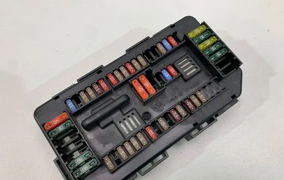 BMW 3 F30 F35 F31 Fuse box set 9337879