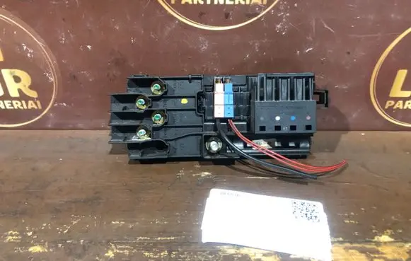 Mercedes-Benz E W211 Fuse module 2115452301