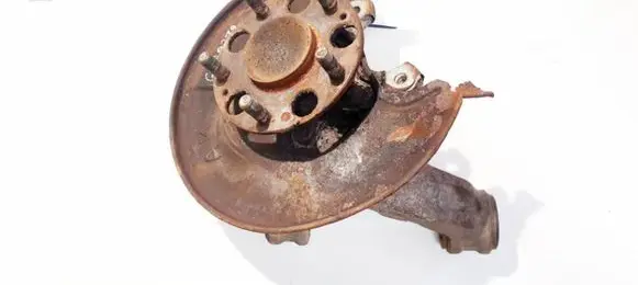 Rear wheel hub