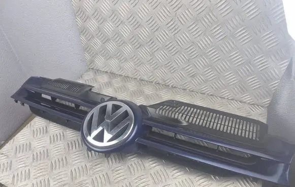 Volkswagen Golf V Front grill 1K0853653