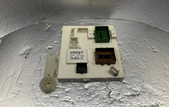 Volvo XC90 Comfort/convenience module 32217336