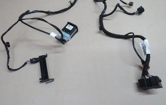 Opel Insignia B USB socket connector 39112494 E494U