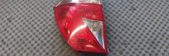 Honda FR-V Rear/tail lights E110927