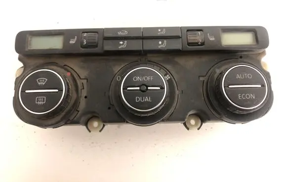 Volkswagen Touran I Climate control unit