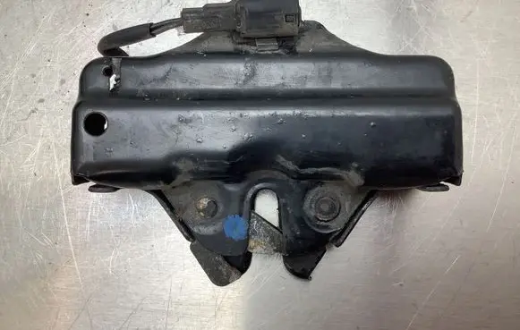 Lexus RX 330 - 350 - 400H Engine bonnet/hood lock/catch