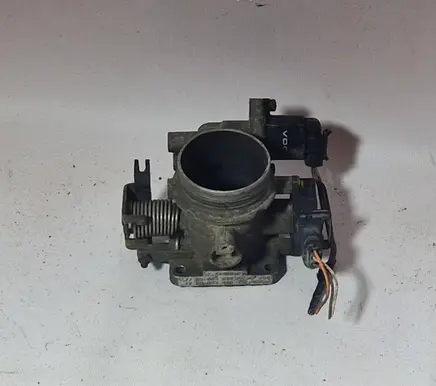 Renault Megane I Throttle valve 7700861679H 71418801 7700872188