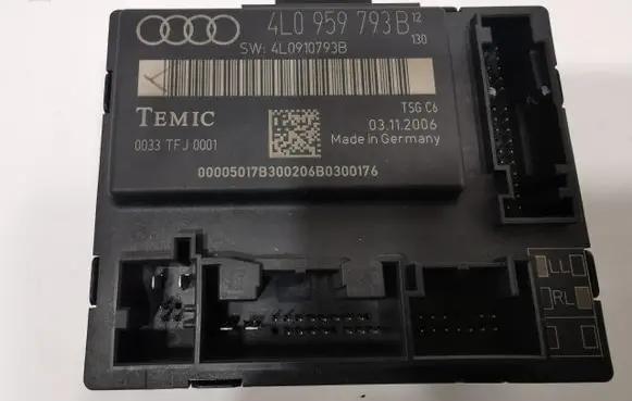Audi Q7 4L Door control unit/module 4L0959793B