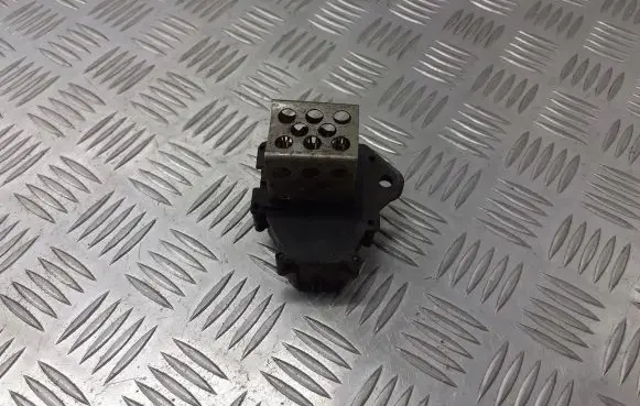 Peugeot 307 Coolant fan relay 9658508980