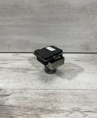 BMW X3 E83 ABS Pump 3424682 3424683 EC1M3452