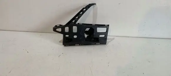 Skoda Octavia Mk3 (5E) Front bumper mounting bracket 5E0807055F