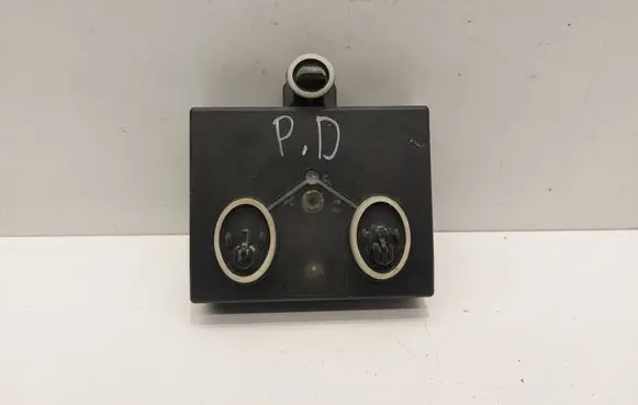 Volkswagen PASSAT B8 Door control unit/module 5Q0959592D 5Q0959592B