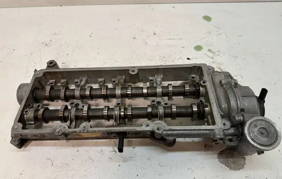 Audi A3 S3 8V Camshaft holder 04L103308F