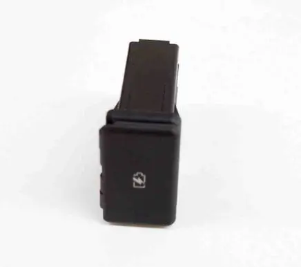 Nissan Leaf II (ZE1) USB socket connector 253315SA0A