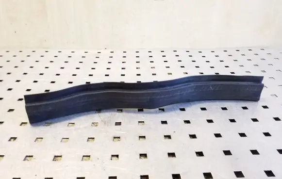Mercedes-Benz C W204 Engine compartment rubber A2046280998