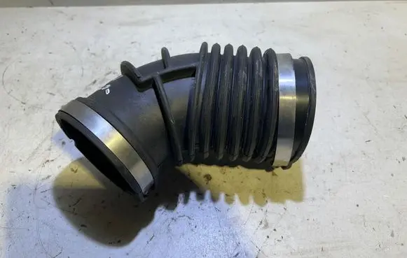 Intake resonator