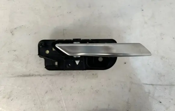 BMW 7 G11 G12 Front door interior handle 7398826