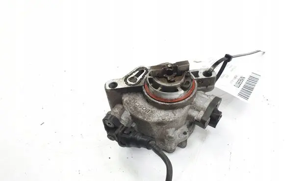 Citroen C4 II Picasso Vacuum pump 9804021880