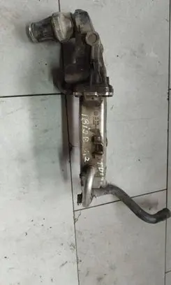 Seat Ibiza IV (6J,6P) EGR valve cooler 03P131512B