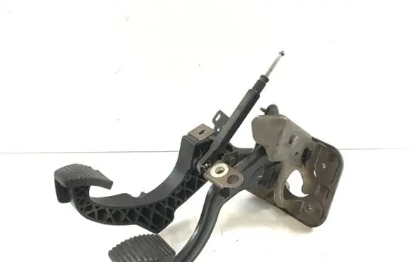 Peugeot 307 Pedal assembly 9643734480