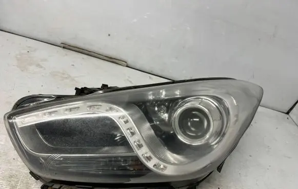 Hyundai i40 Headlight/headlamp 92101-3Z090