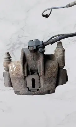 Mercedes-Benz Vito Viano W638 Front brake caliper