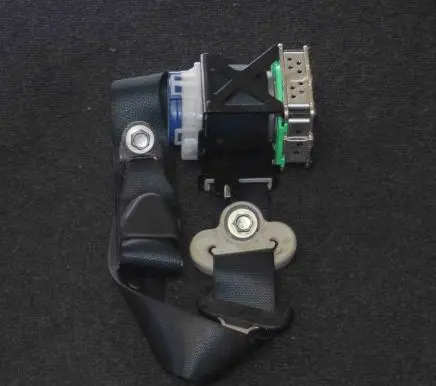Mazda 6 Front seatbelt 305272210