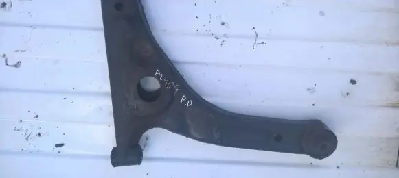 Front lower control arm/wishbone