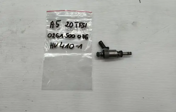 Audi A5 Fuel injector 0261500076