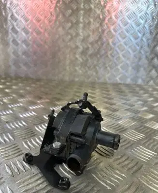 Audi A6 S6 C7 4G Electric auxiliary coolant/water pump 4G0820195E