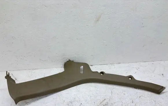 Volvo V70 Other sill/pillar trim element