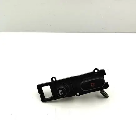 Mitsubishi L200 A set of switches MR117573 MR240714
