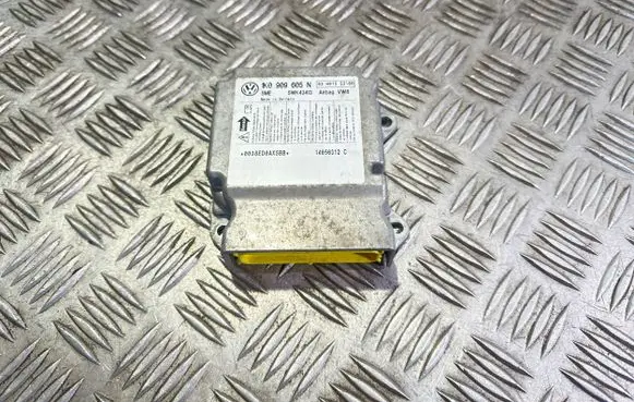 Volkswagen Golf Plus Airbag control unit/module 1K0909605N
