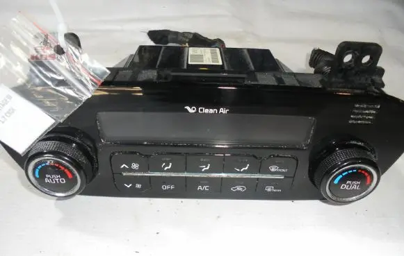 KIA Sportage Climate control unit 97250-3U800